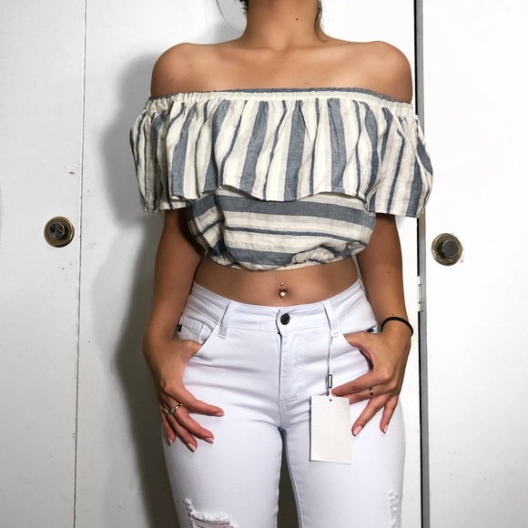 Tops - Off shoulder top